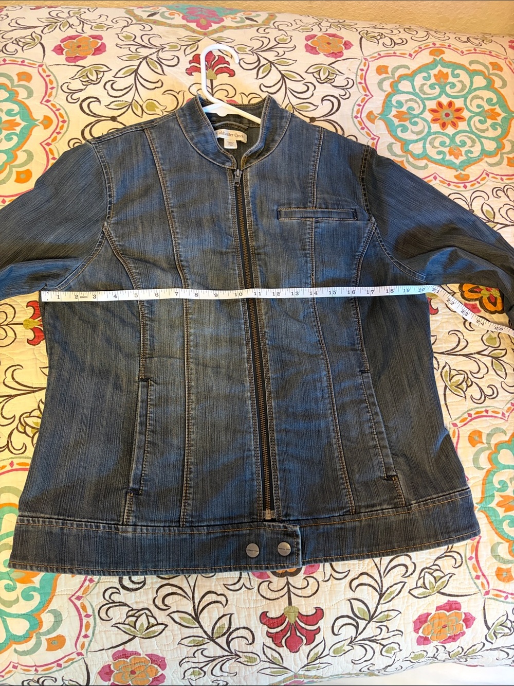Cold water Creek  Denim Jacket in Deep Blue Wash - Picture 4 of 7